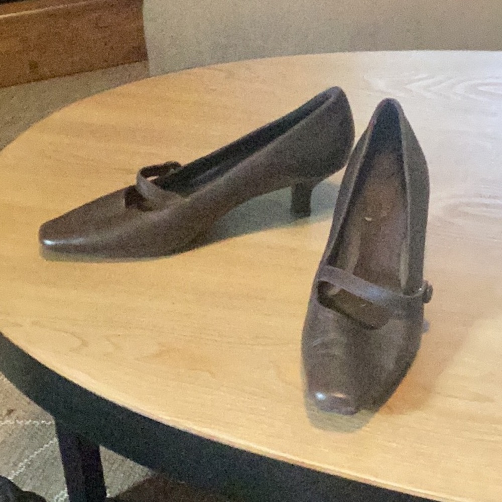 Chocolate brown heels